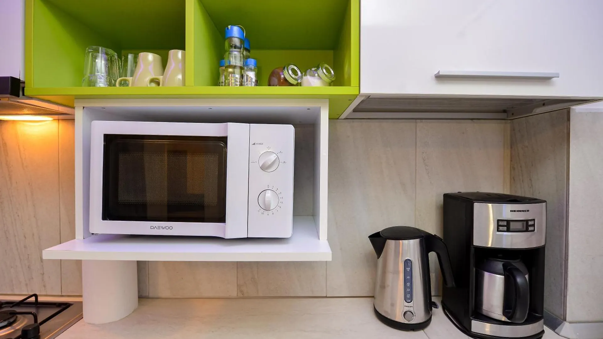 Royal Accommodation Bucureşti 0*,