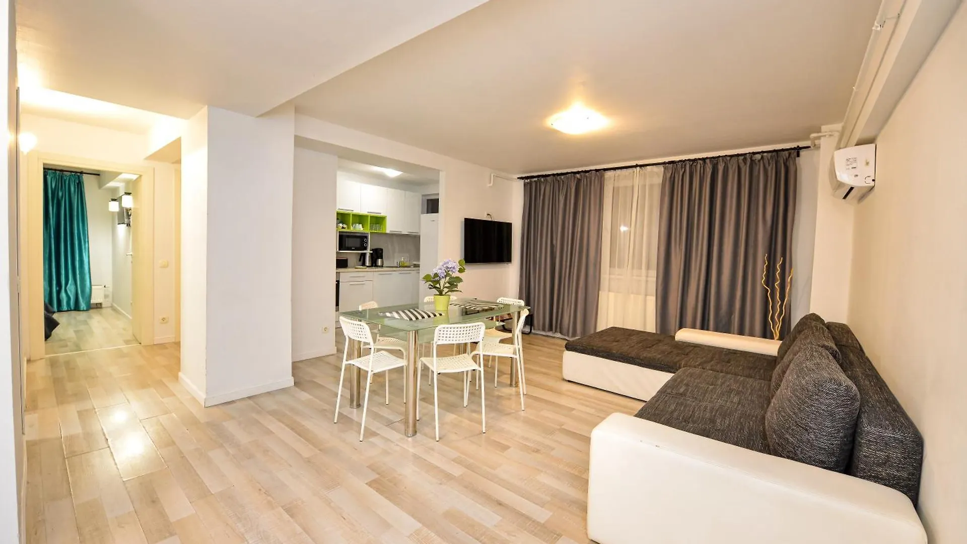 Royal Accommodation Bucureşti