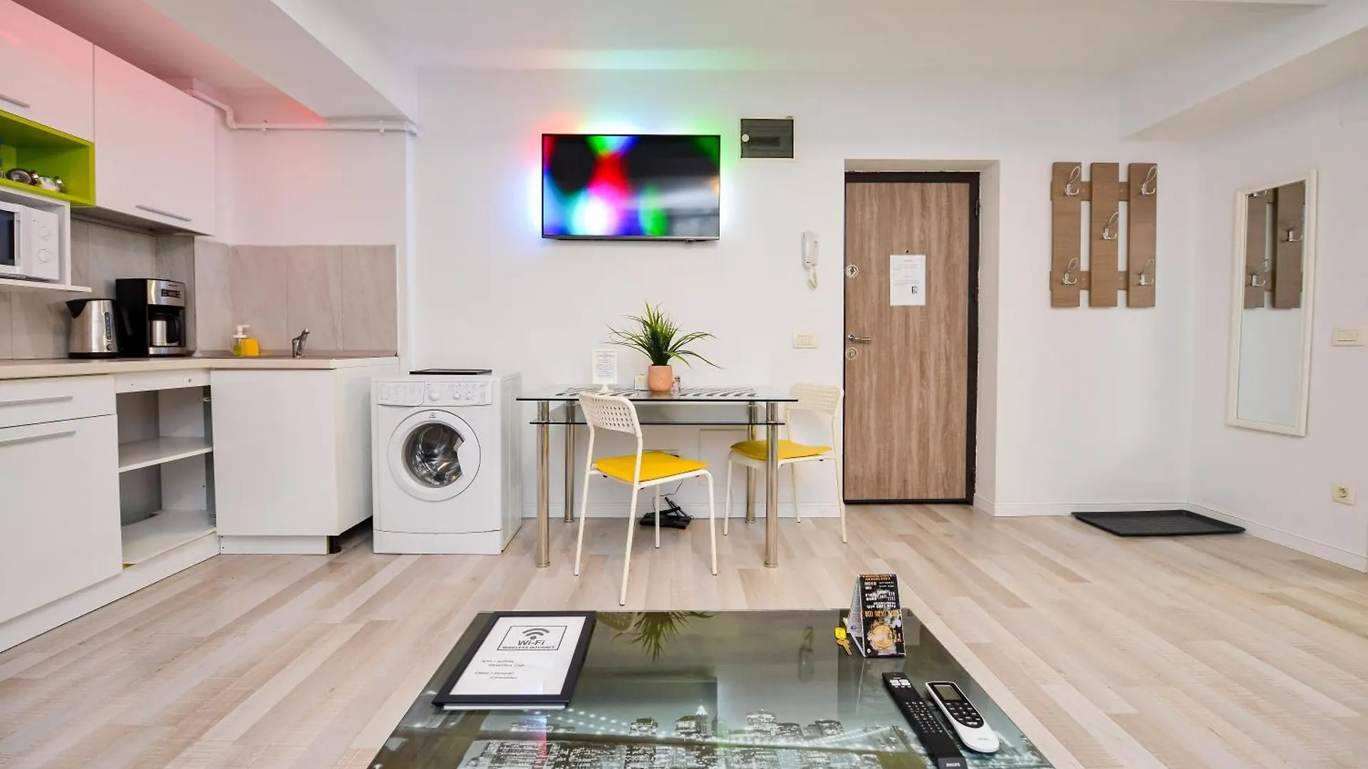 Royal Accommodation Bucureşti 0*,