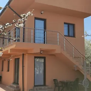  Apartament Naya