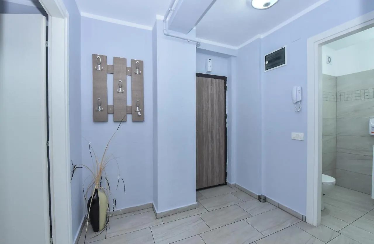 Royal Accommodation Bucharest 0*,  Romania